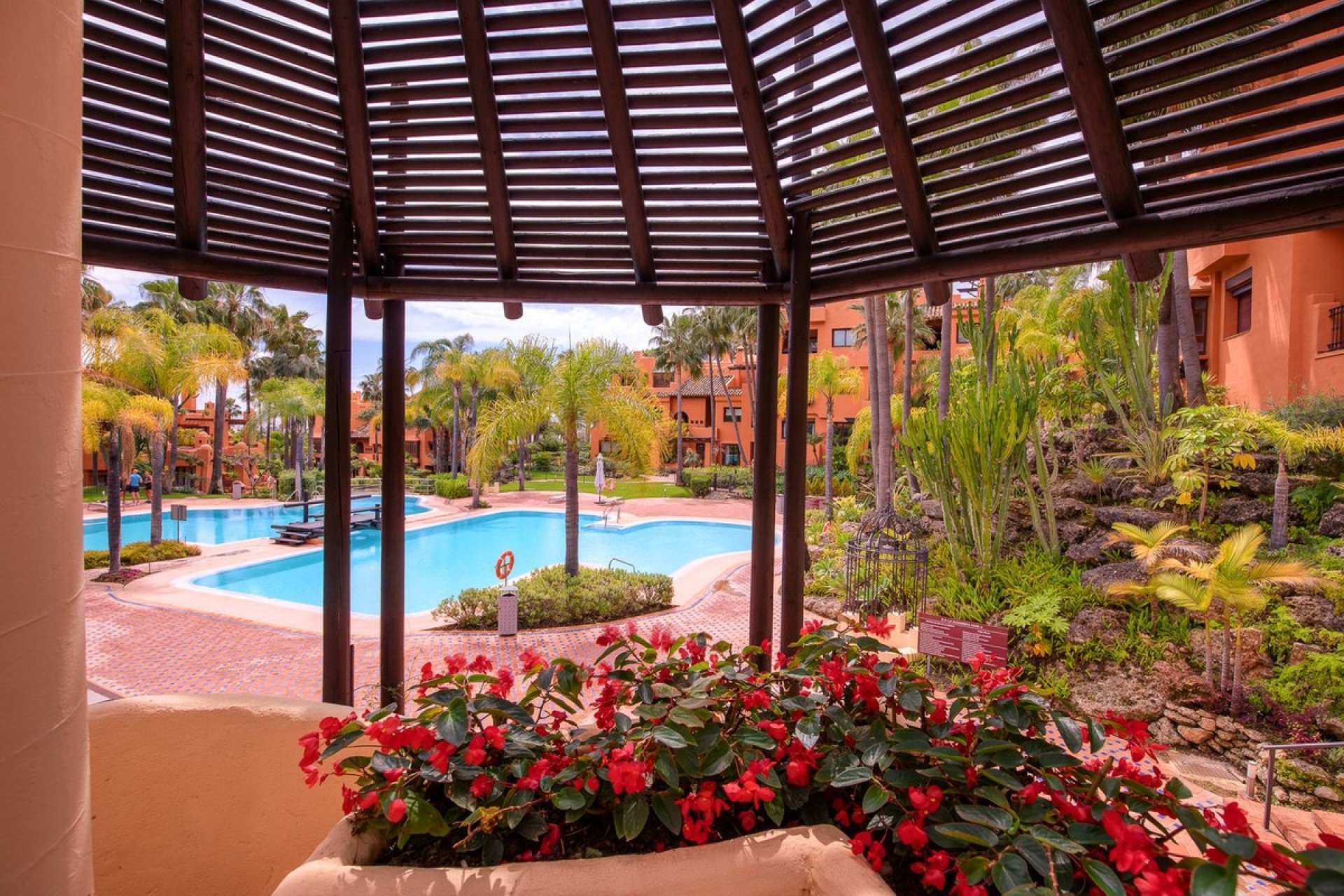 Rynek wtórny - apartment - Marbella - Puerto Banús