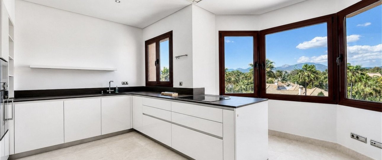 Rynek wtórny - apartment - Marbella - Puerto Banús