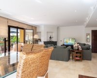 Rynek wtórny - apartment - Marbella - Puerto Banús