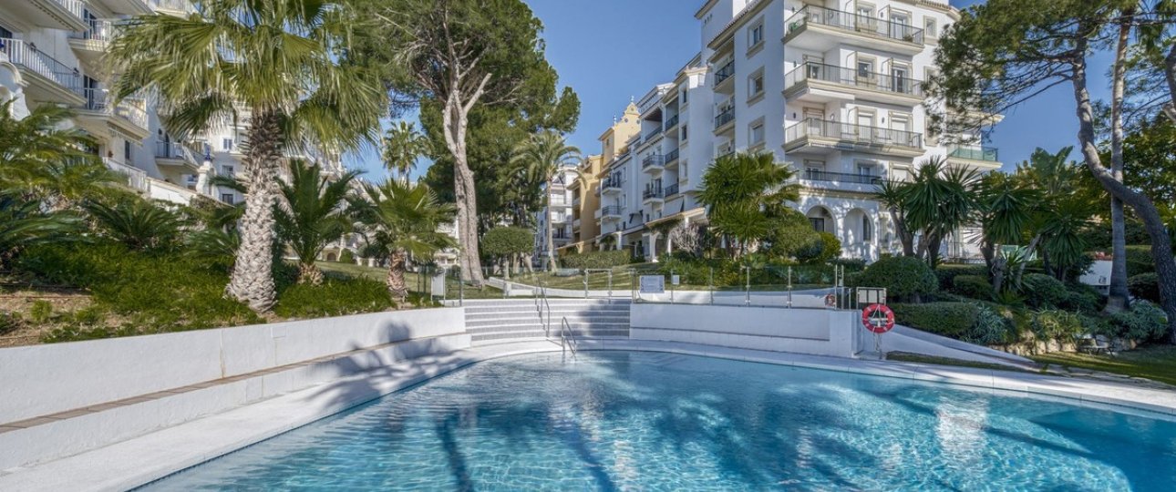 Rynek wtórny - apartment - Marbella - Puerto Banús