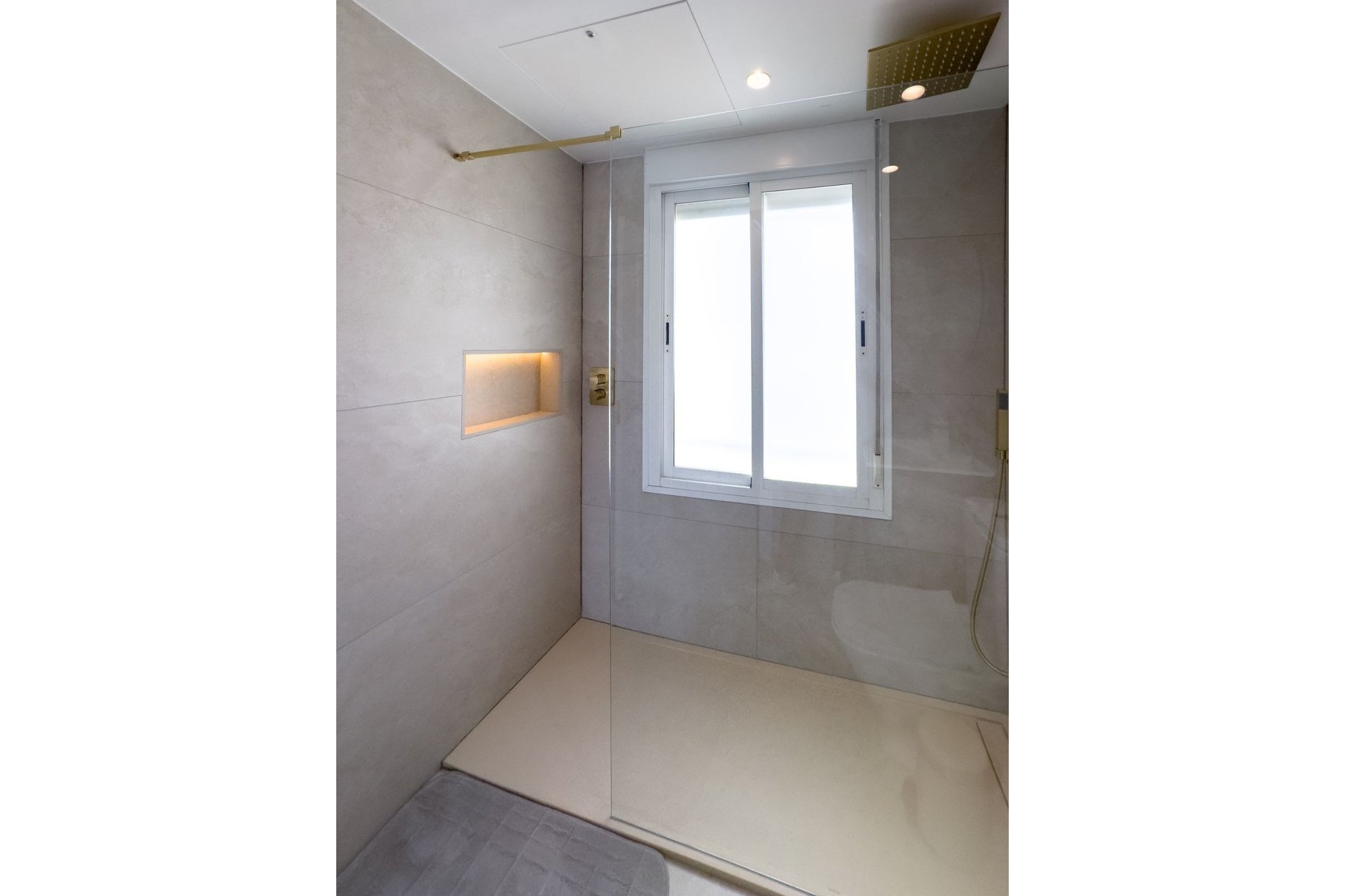 Rynek wtórny - apartment - Marbella - Puerto Banús