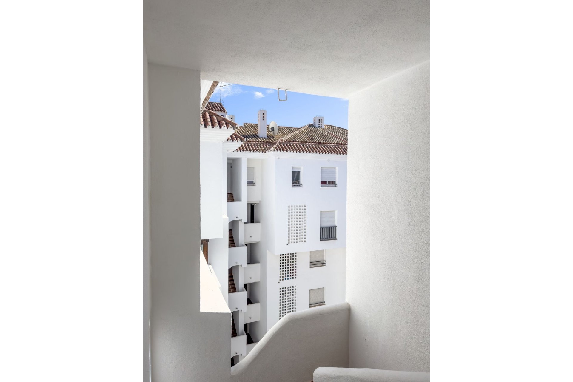 Rynek wtórny - apartment - Marbella - Puerto Banús