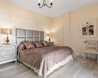 Rynek wtórny - apartment - Marbella - Puerto Banús