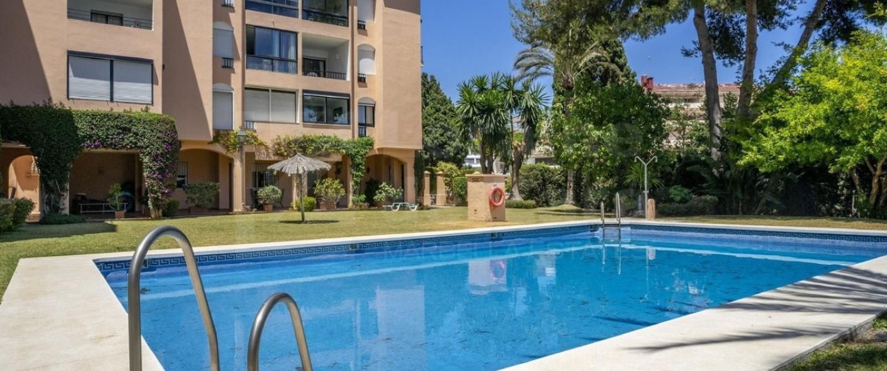 Rynek wtórny - apartment - Marbella - Puerto Banús
