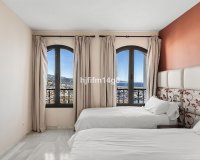 Rynek wtórny - apartment - Marbella - Puerto Banús