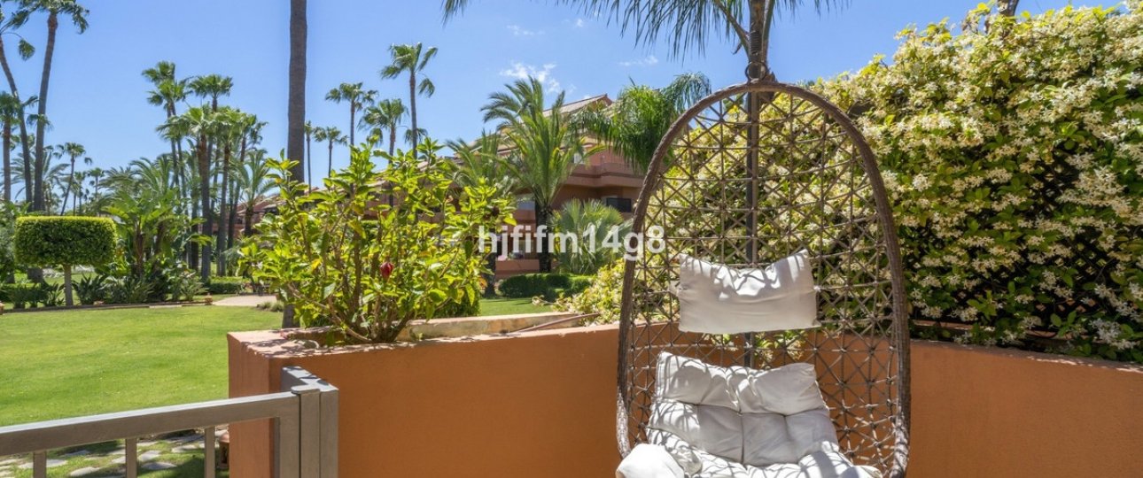 Rynek wtórny - apartment - Marbella - Puerto Banús