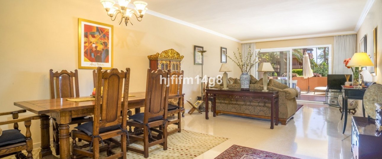 Rynek wtórny - apartment - Marbella - Puerto Banús