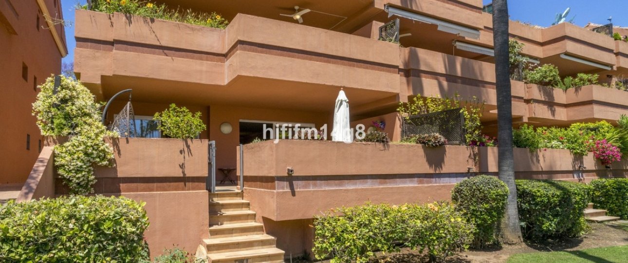 Rynek wtórny - apartment - Marbella - Puerto Banús