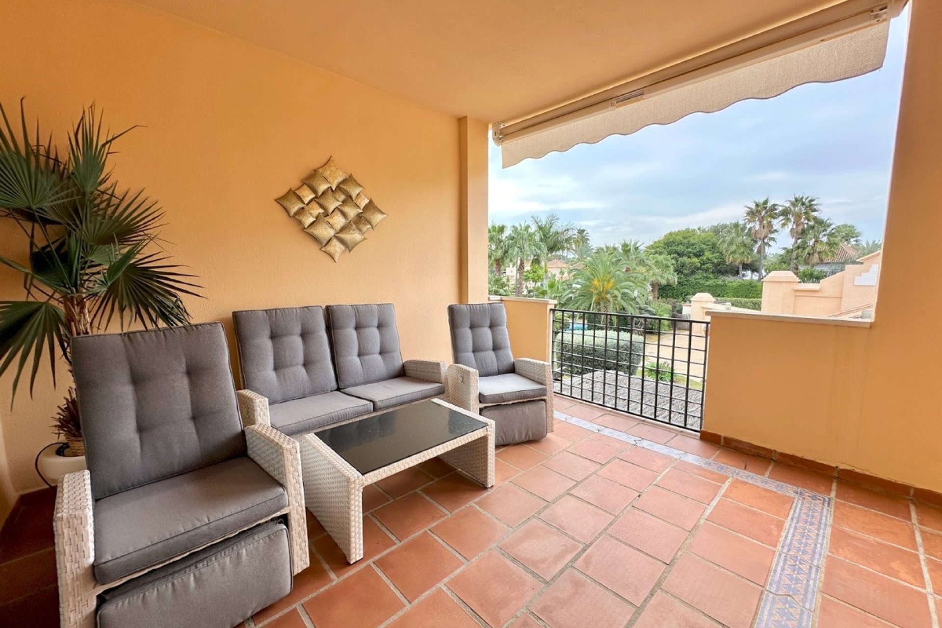 Rynek wtórny - apartment - Marbella - Puerto Banús