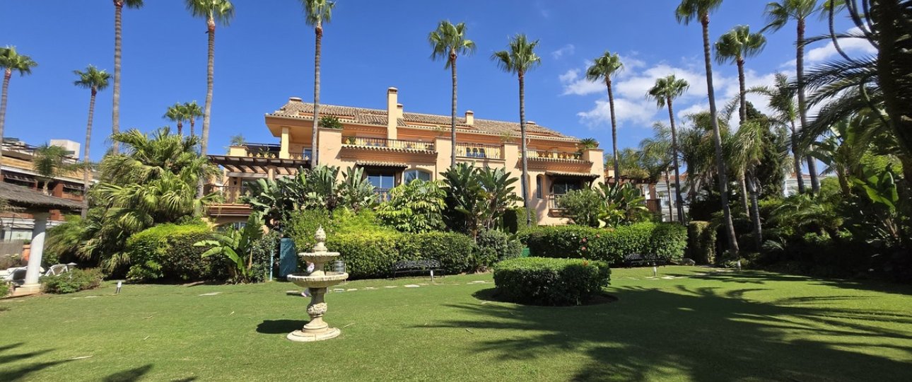 Rynek wtórny - apartment - Marbella - Puerto Banús