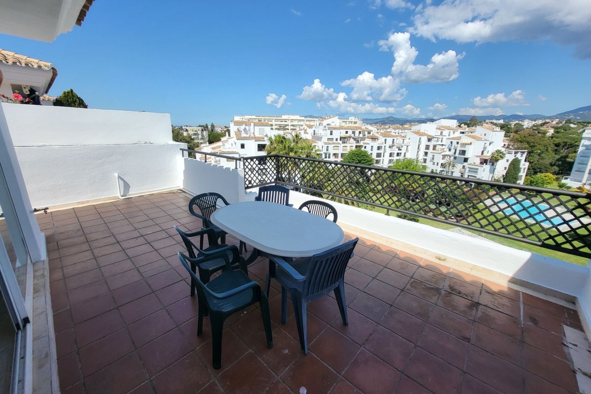 Rynek wtórny - apartment - Marbella - Puerto Banús