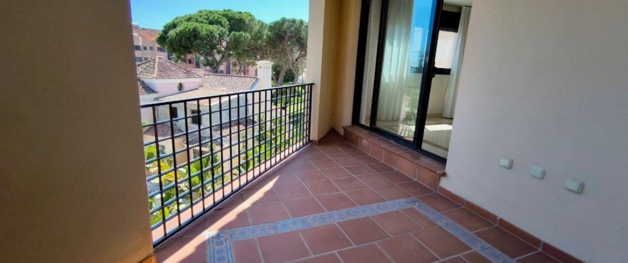 Rynek wtórny - apartment - Marbella - Puerto Banús