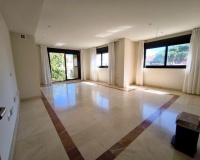 Rynek wtórny - apartment - Marbella - Puerto Banús