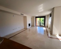 Rynek wtórny - apartment - Marbella - Puerto Banús