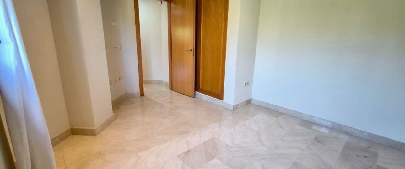 Rynek wtórny - apartment - Marbella - Puerto Banús