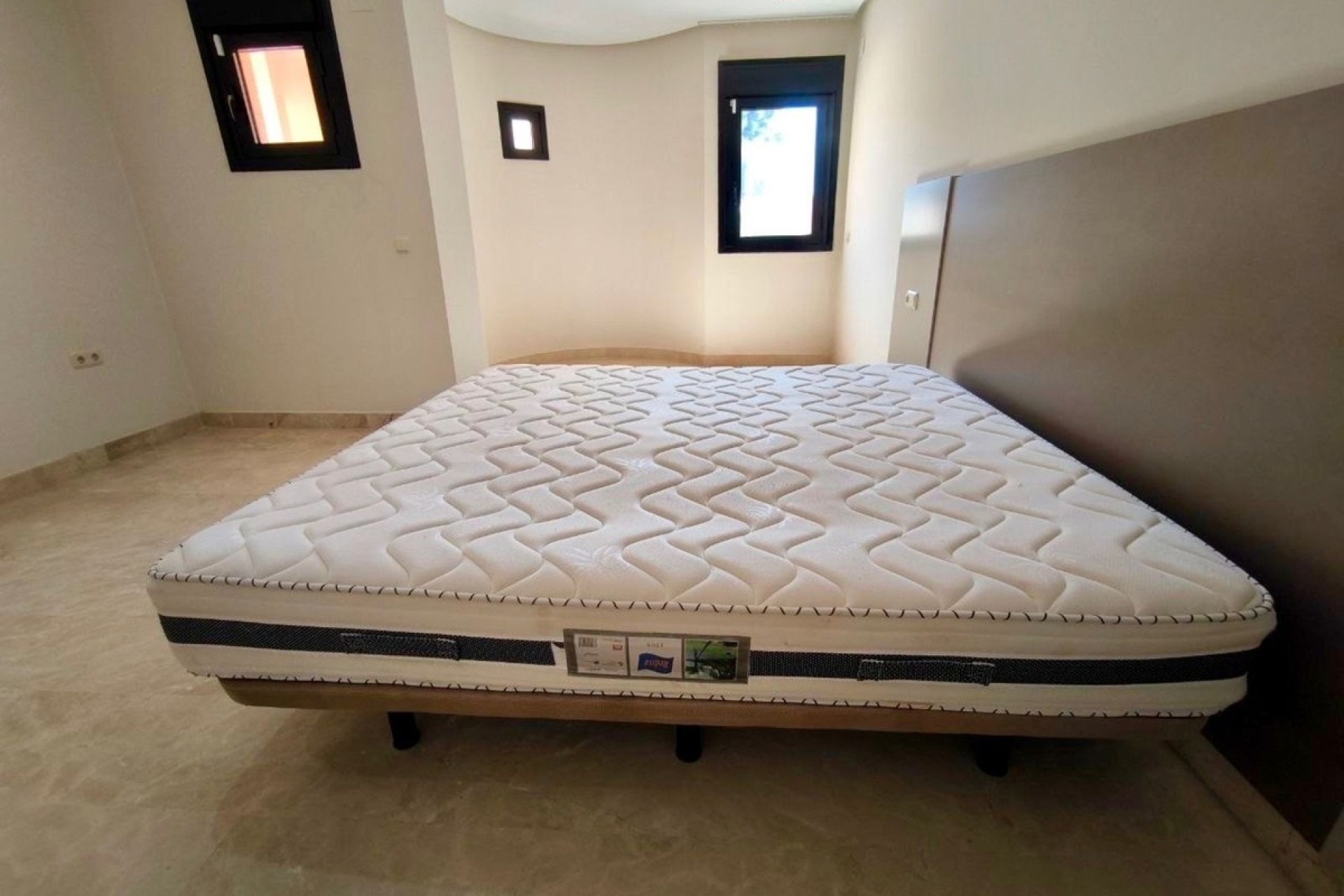 Rynek wtórny - apartment - Marbella - Puerto Banús