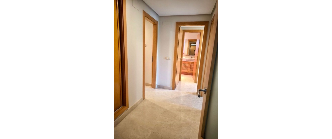 Rynek wtórny - apartment - Marbella - Puerto Banús