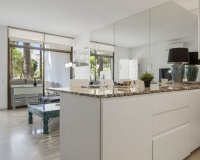 Rynek wtórny - apartment - Marbella - Puerto Banús