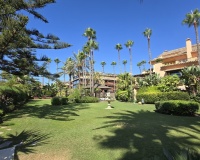 Rynek wtórny - apartment - Marbella - Puerto Banús