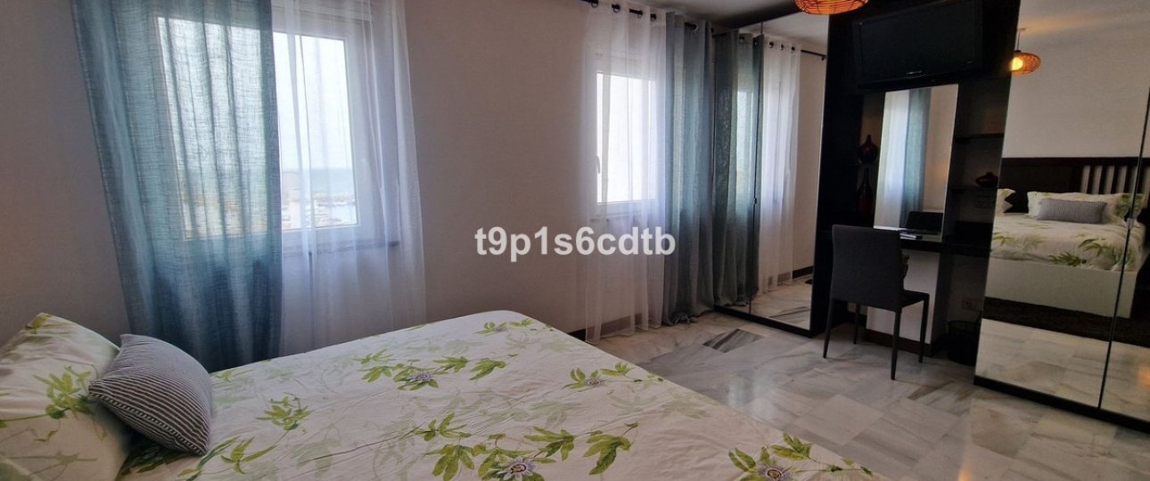Rynek wtórny - apartment - Marbella - Puerto Banús