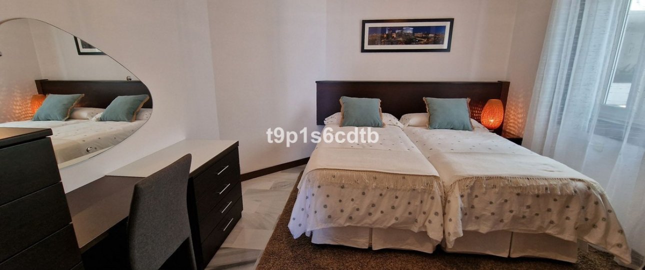 Rynek wtórny - apartment - Marbella - Puerto Banús