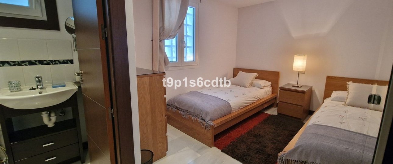 Rynek wtórny - apartment - Marbella - Puerto Banús