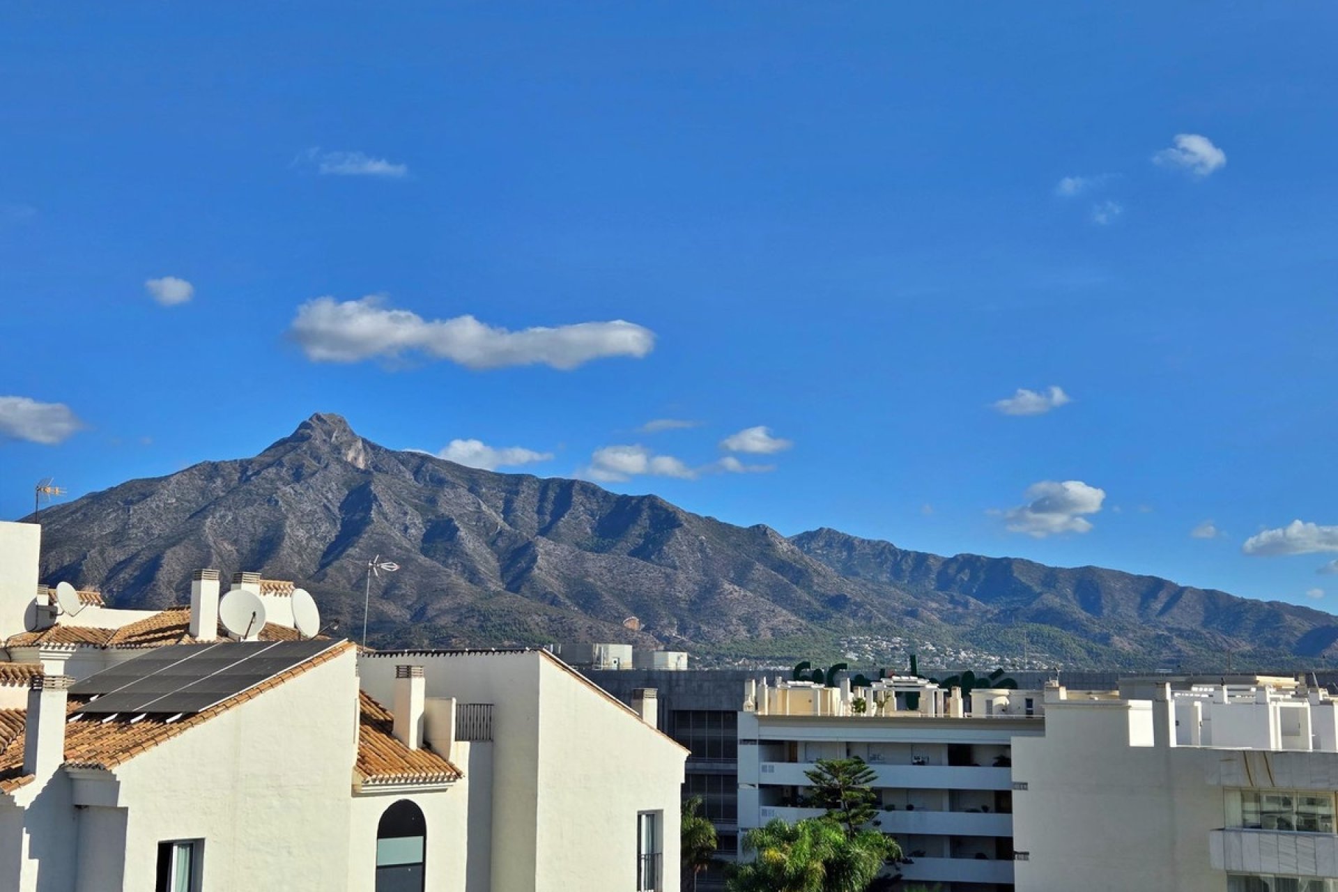 Rynek wtórny - apartment - Marbella - Puerto Banús