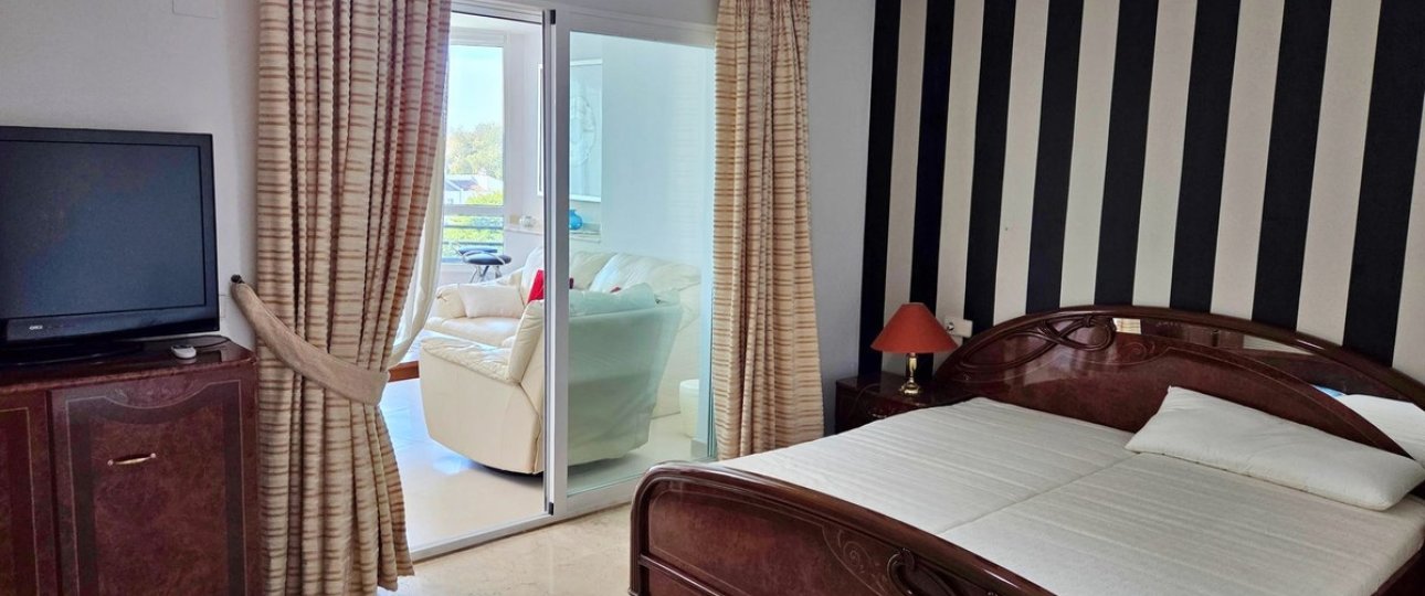 Rynek wtórny - apartment - Marbella - Puerto Banús