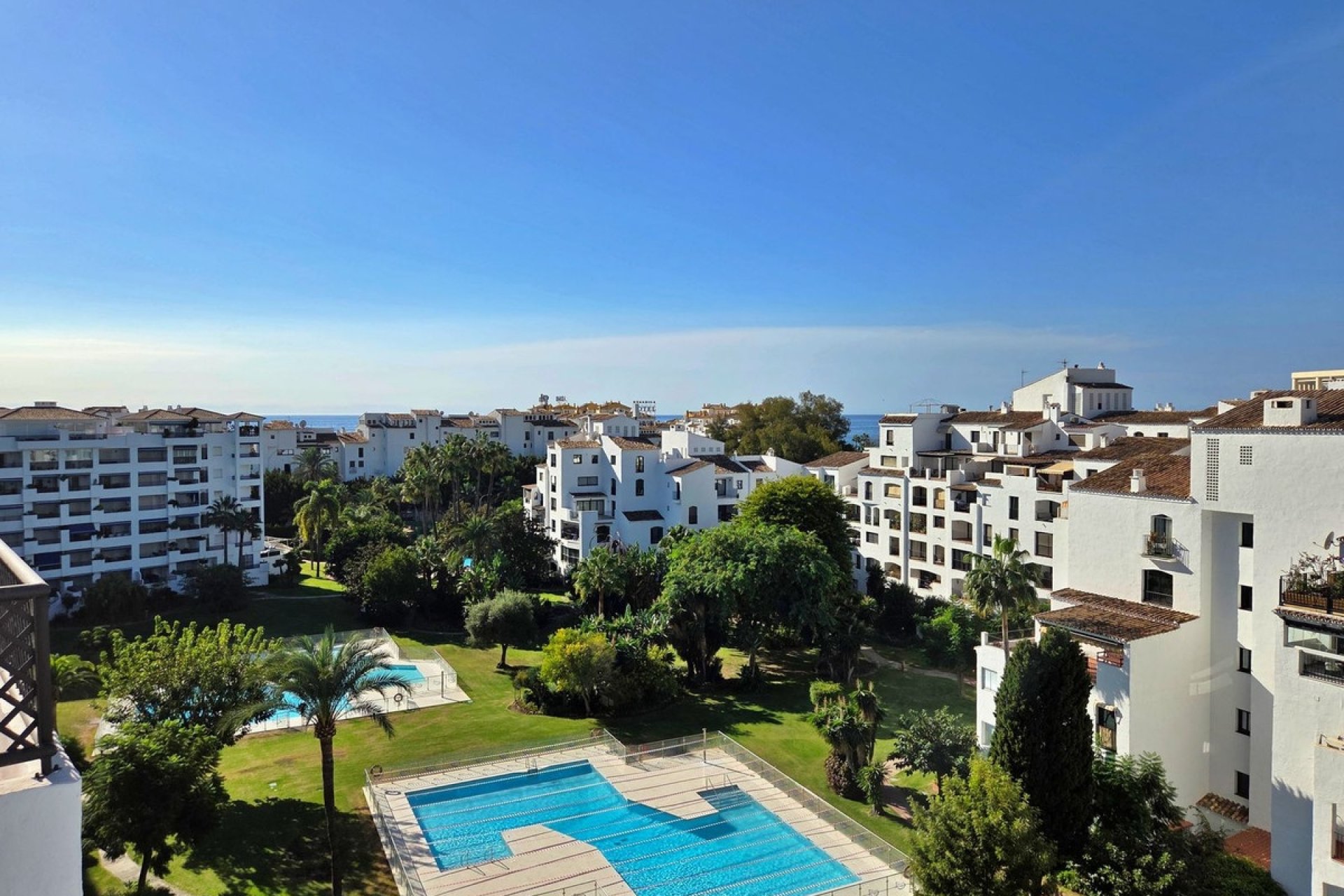 Rynek wtórny - apartment - Marbella - Puerto Banús