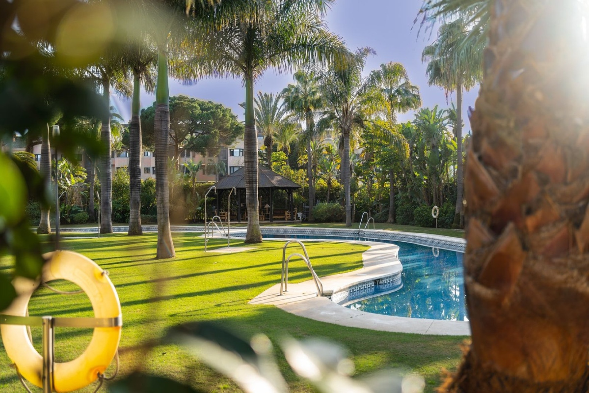 Rynek wtórny - apartment - Marbella - Puerto Banús