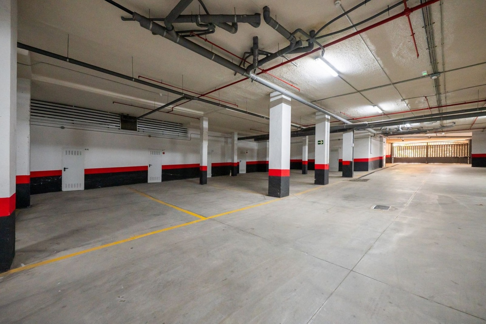 Rynek wtórny - apartment - Marbella - Puerto Banús
