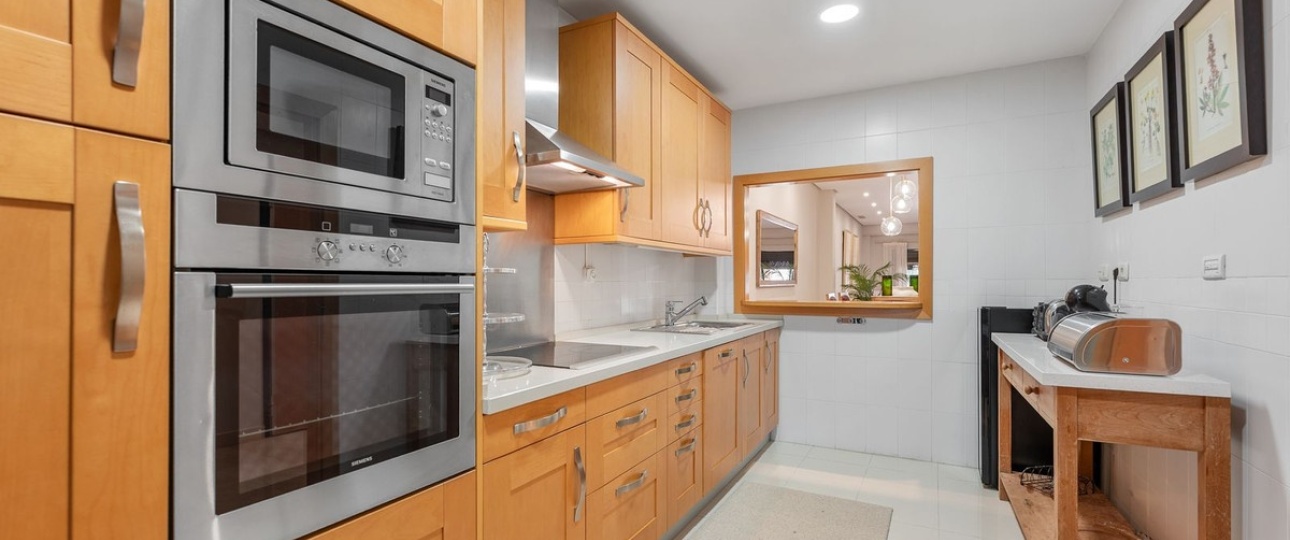 Rynek wtórny - apartment - Marbella - Puerto Banús