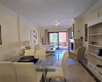 Rynek wtórny - apartment - Marbella - Puerto Banús