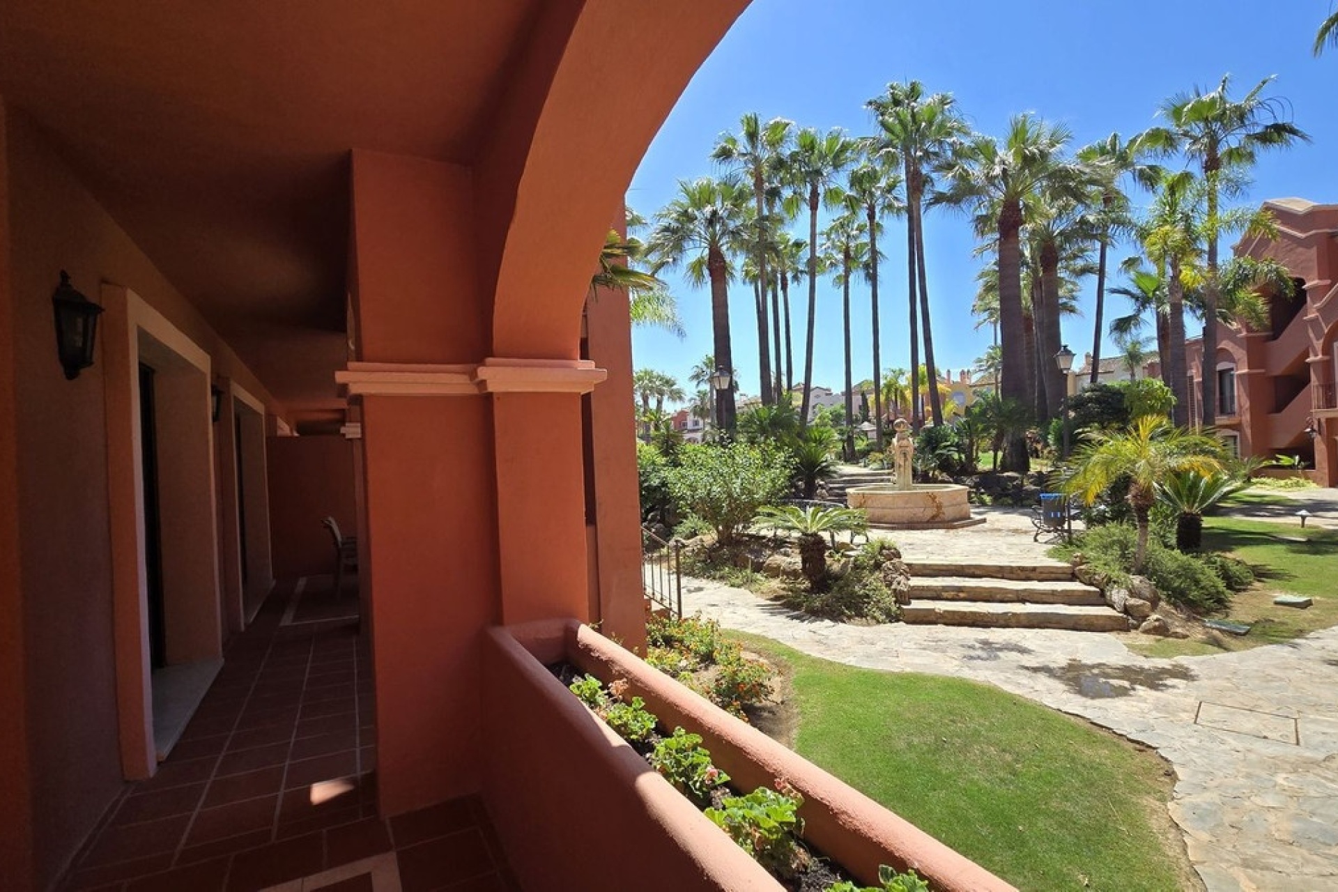 Rynek wtórny - apartment - Marbella - Puerto Banús