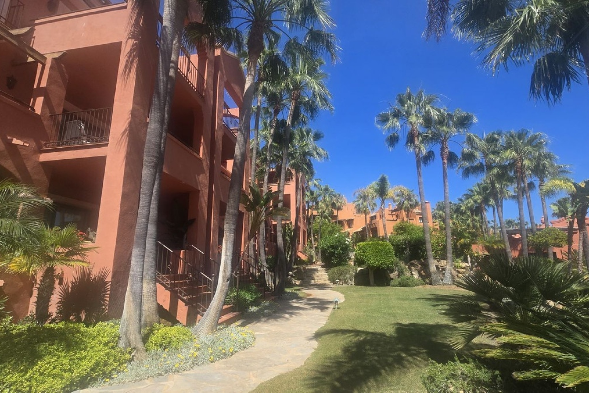 Rynek wtórny - apartment - Marbella - Puerto Banús