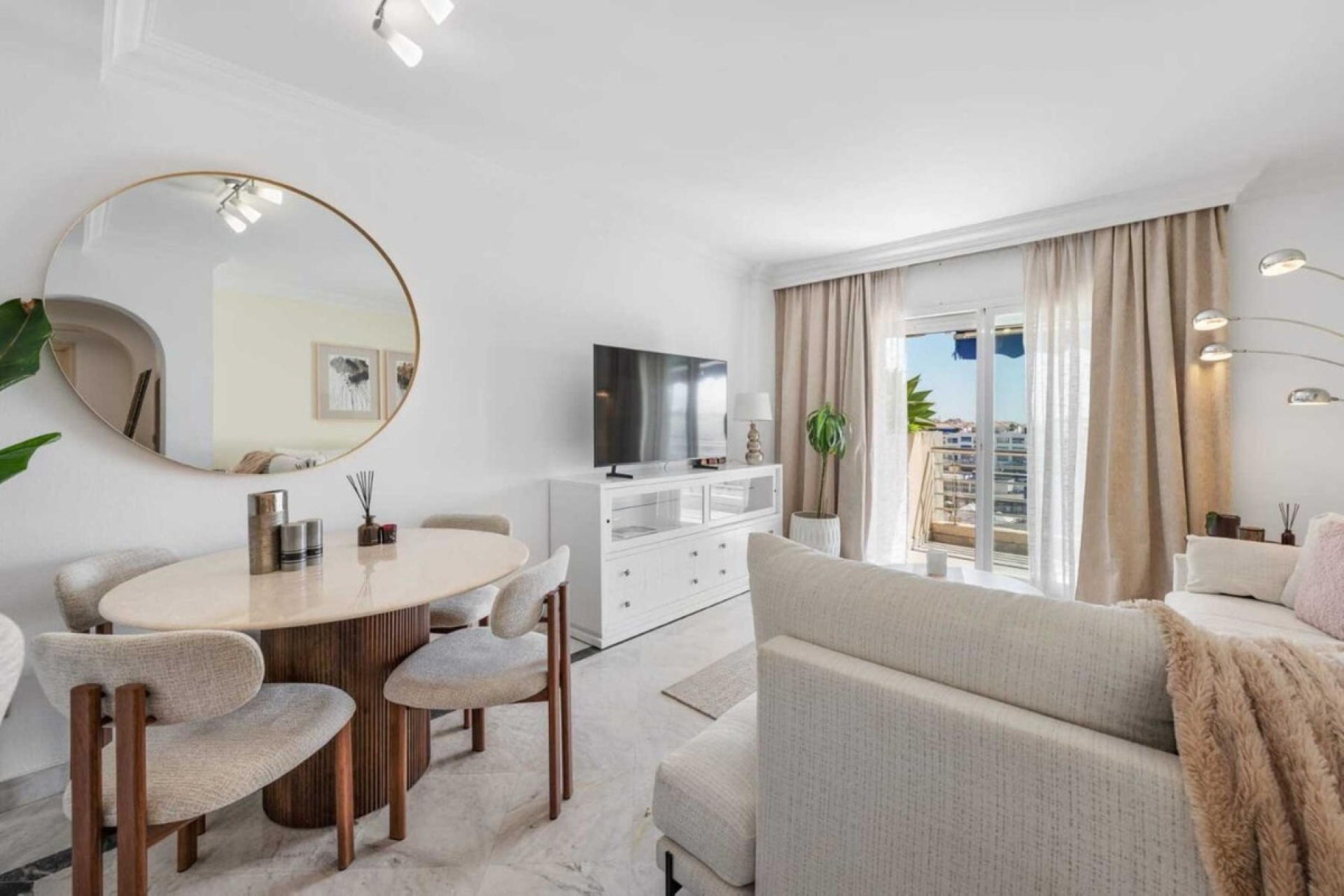 Rynek wtórny - apartment - Marbella - Puerto Banús