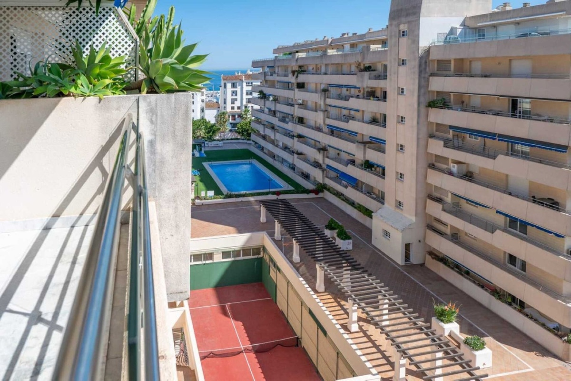 Rynek wtórny - apartment - Marbella - Puerto Banús