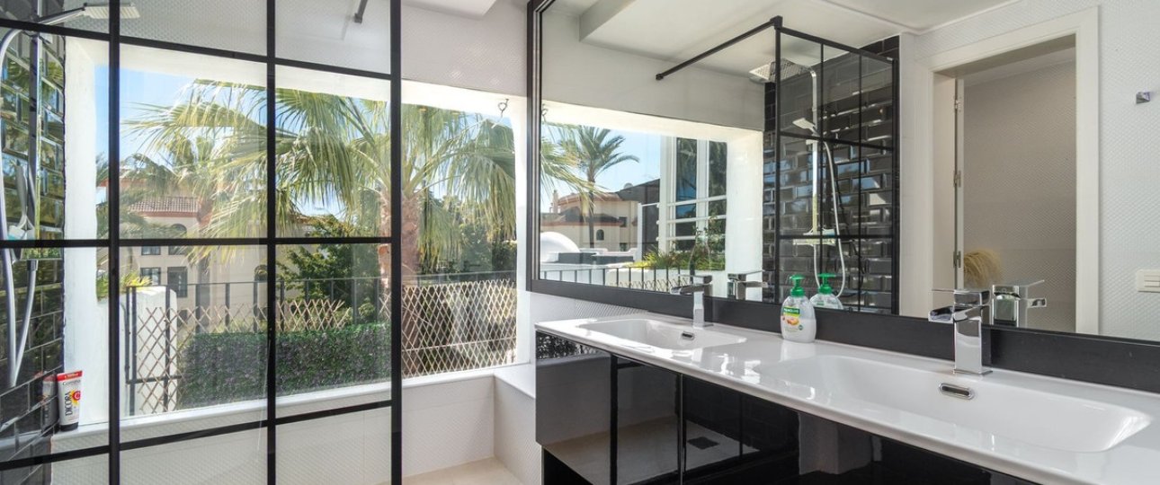 Rynek wtórny - apartment - Marbella - Puerto Banús