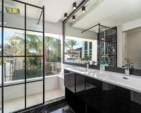 Rynek wtórny - apartment - Marbella - Puerto Banús
