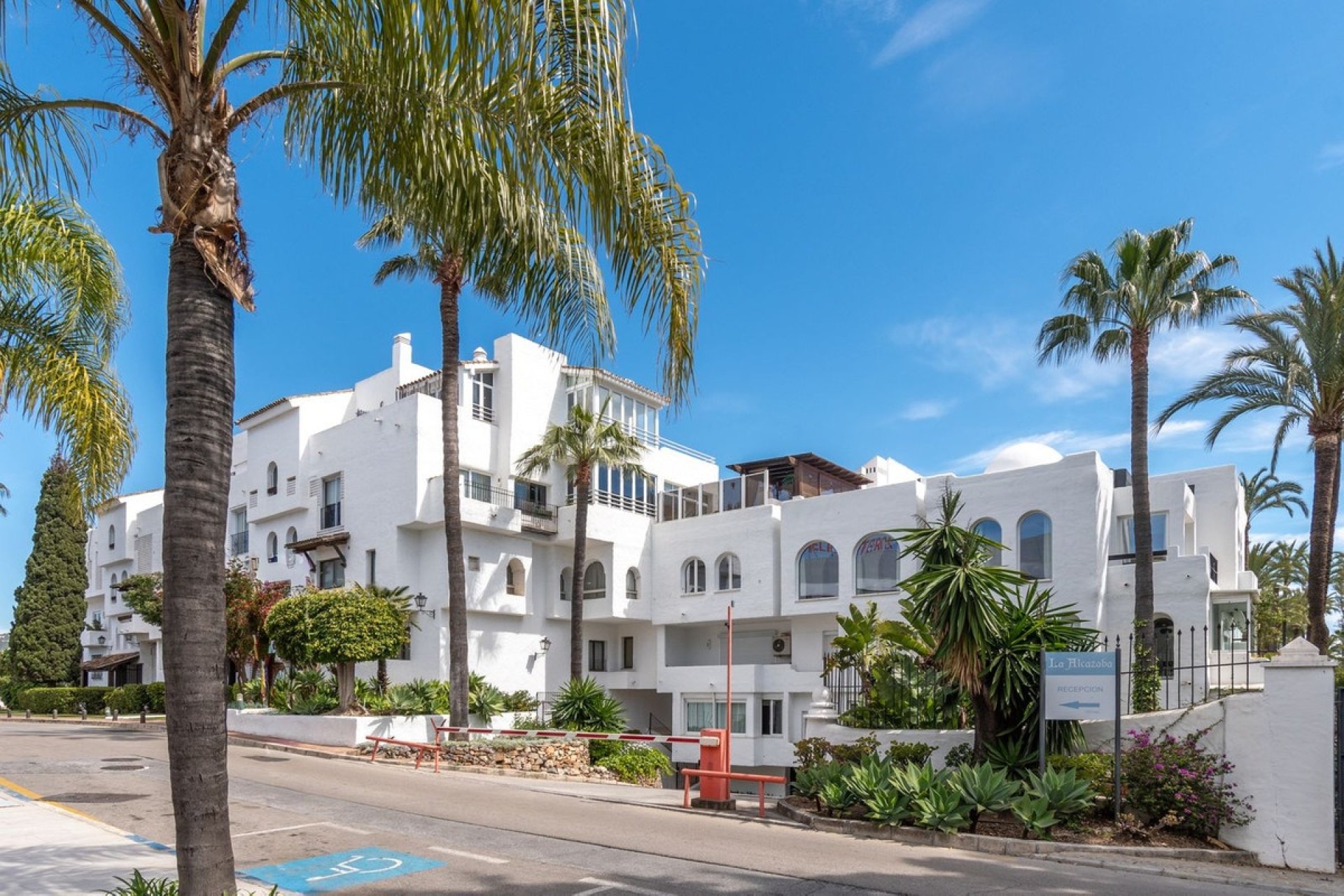 Rynek wtórny - apartment - Marbella - Puerto Banús