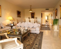 Rynek wtórny - apartment - Marbella - Puerto Banús