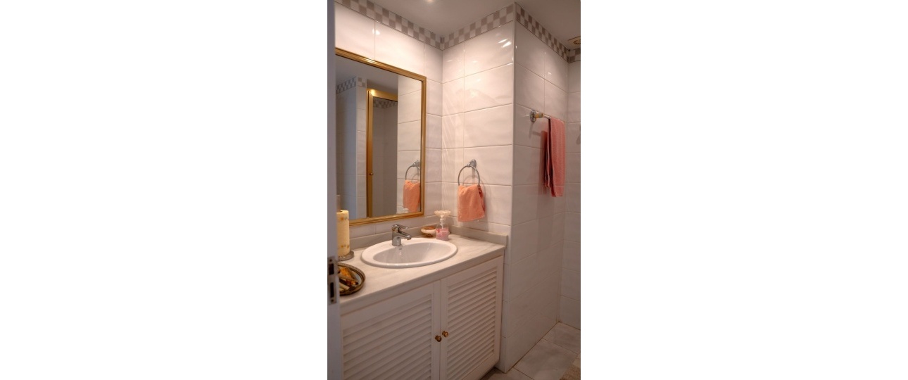 Rynek wtórny - apartment - Marbella - Puerto Banús