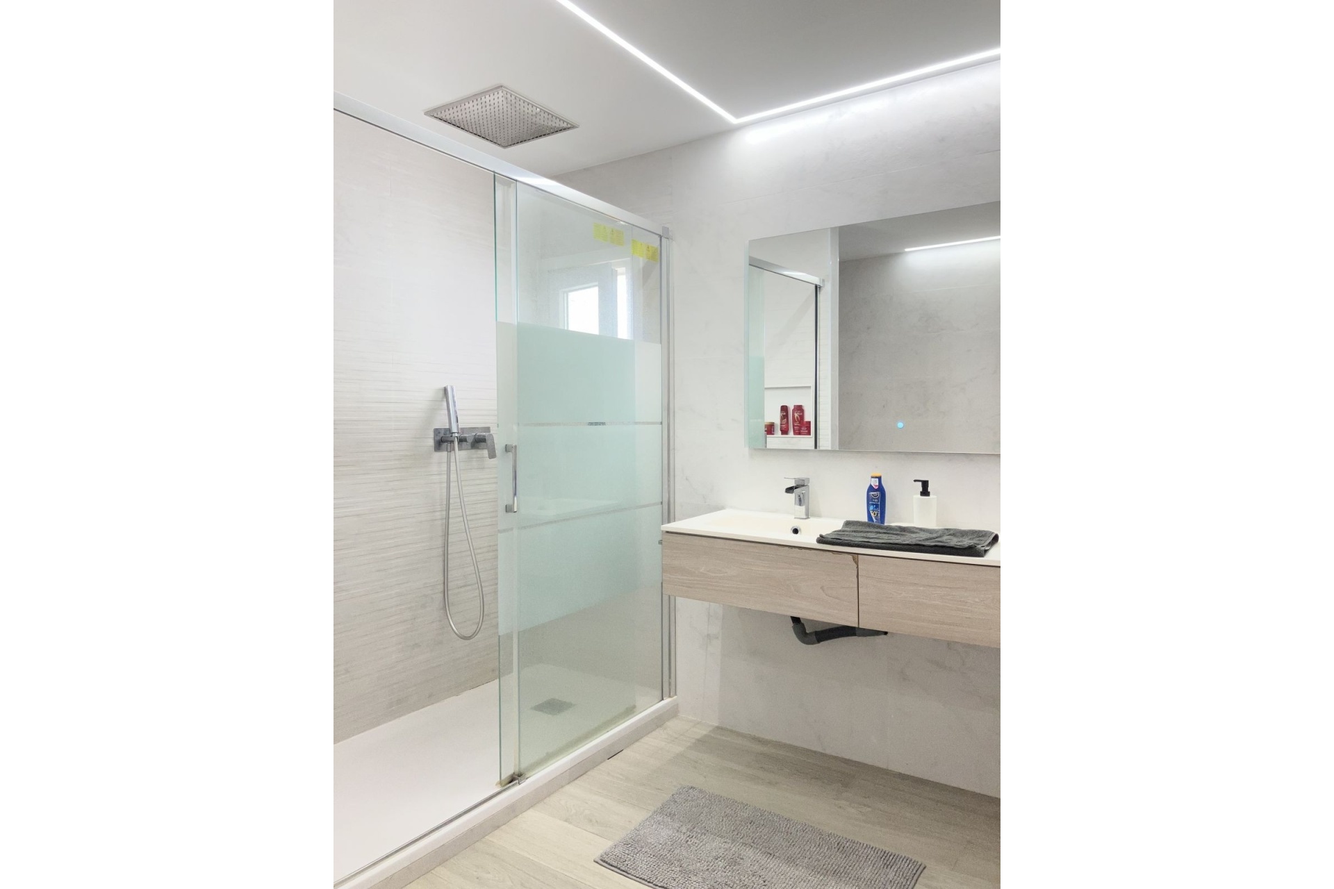 Rynek wtórny - apartment - Marbella - Puerto Banús