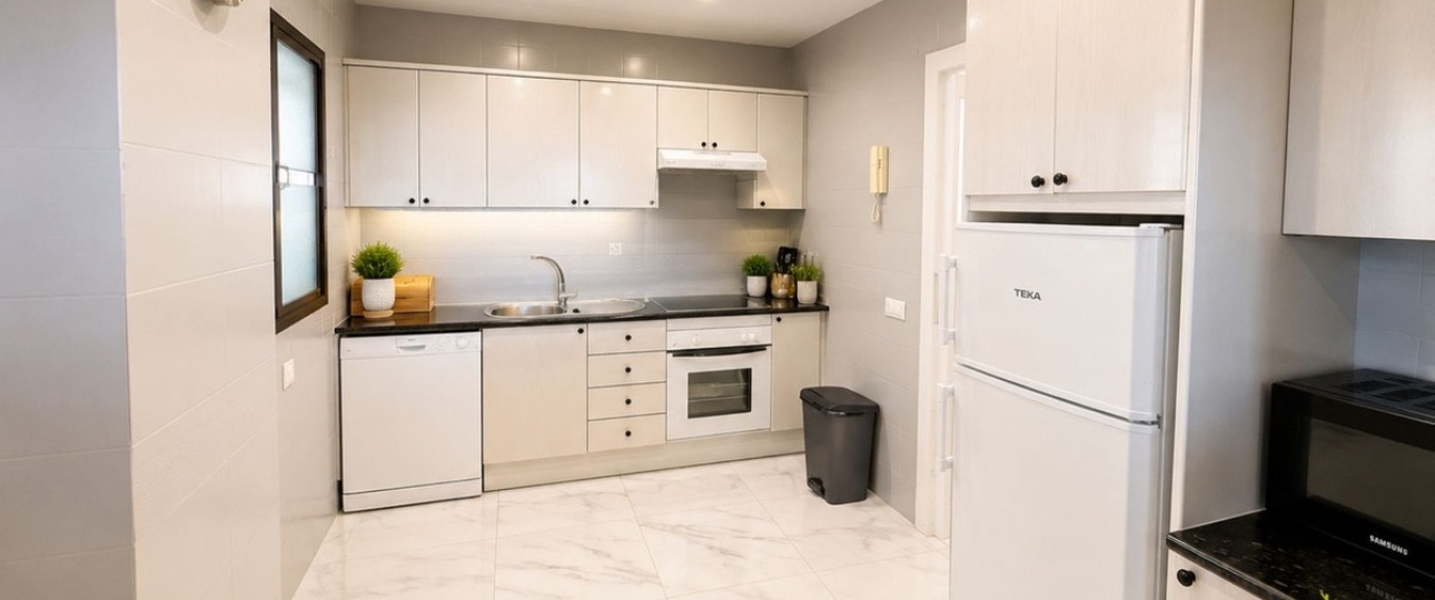 Rynek wtórny - apartment - Marbella - Puerto Banús