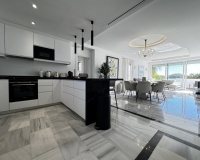 Rynek wtórny - apartment - Marbella - Puerto Banús