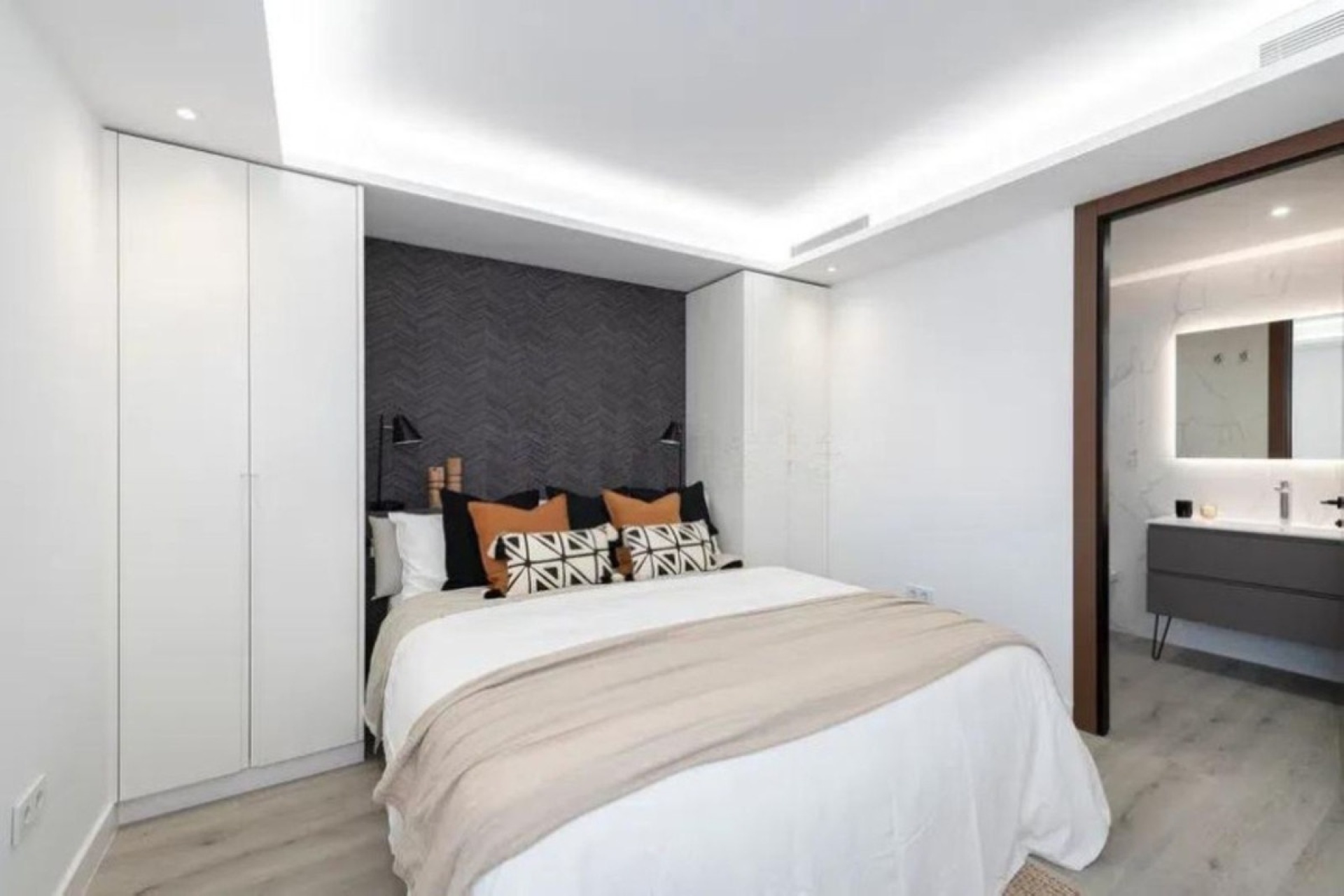 Rynek wtórny - apartment - Marbella - Puerto Banús