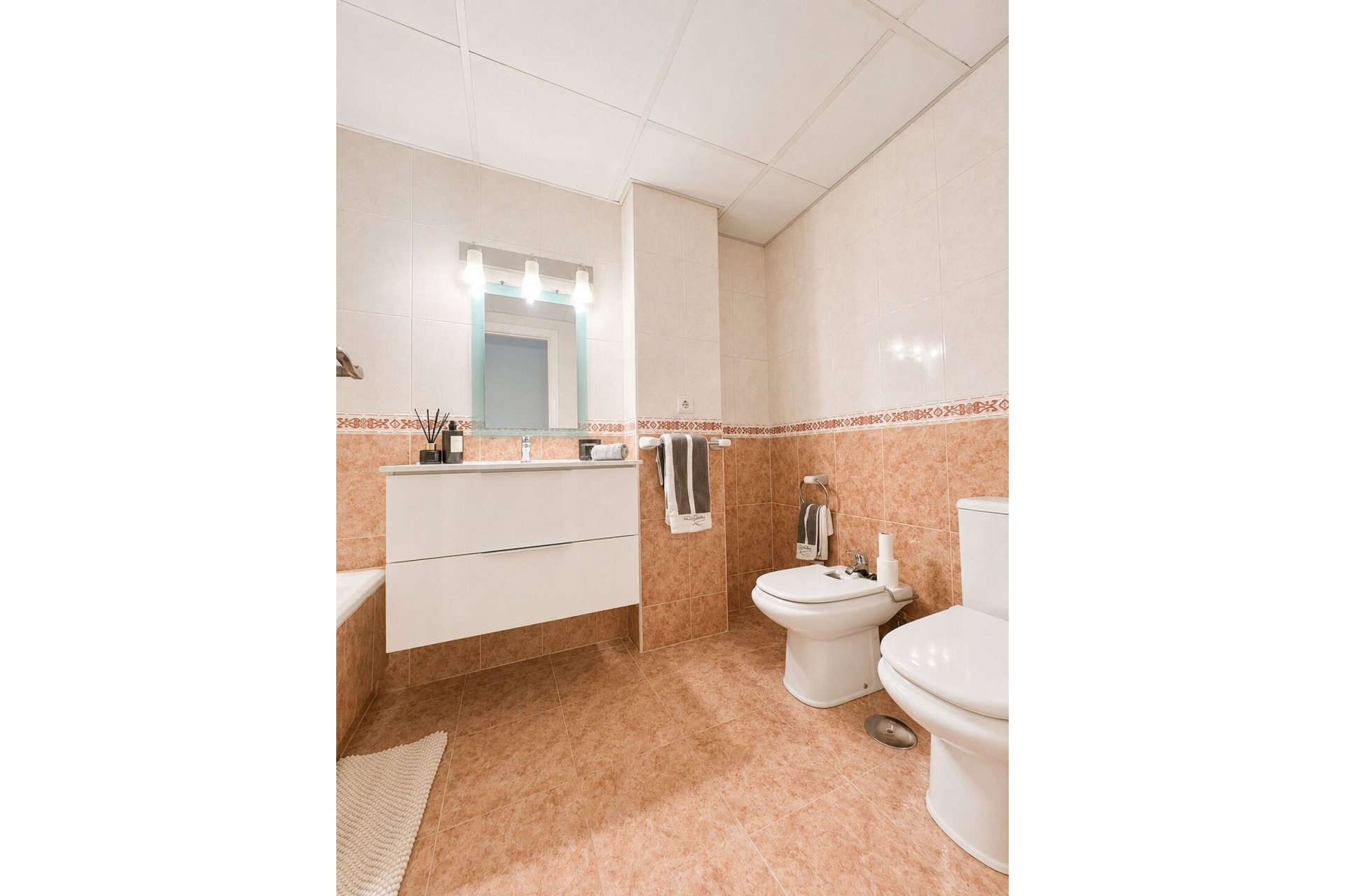 Rynek wtórny - apartment - Marbella - Puerto Banús