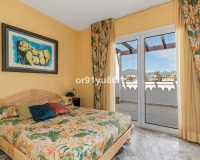 Rynek wtórny - apartment - Marbella - Puerto Banús