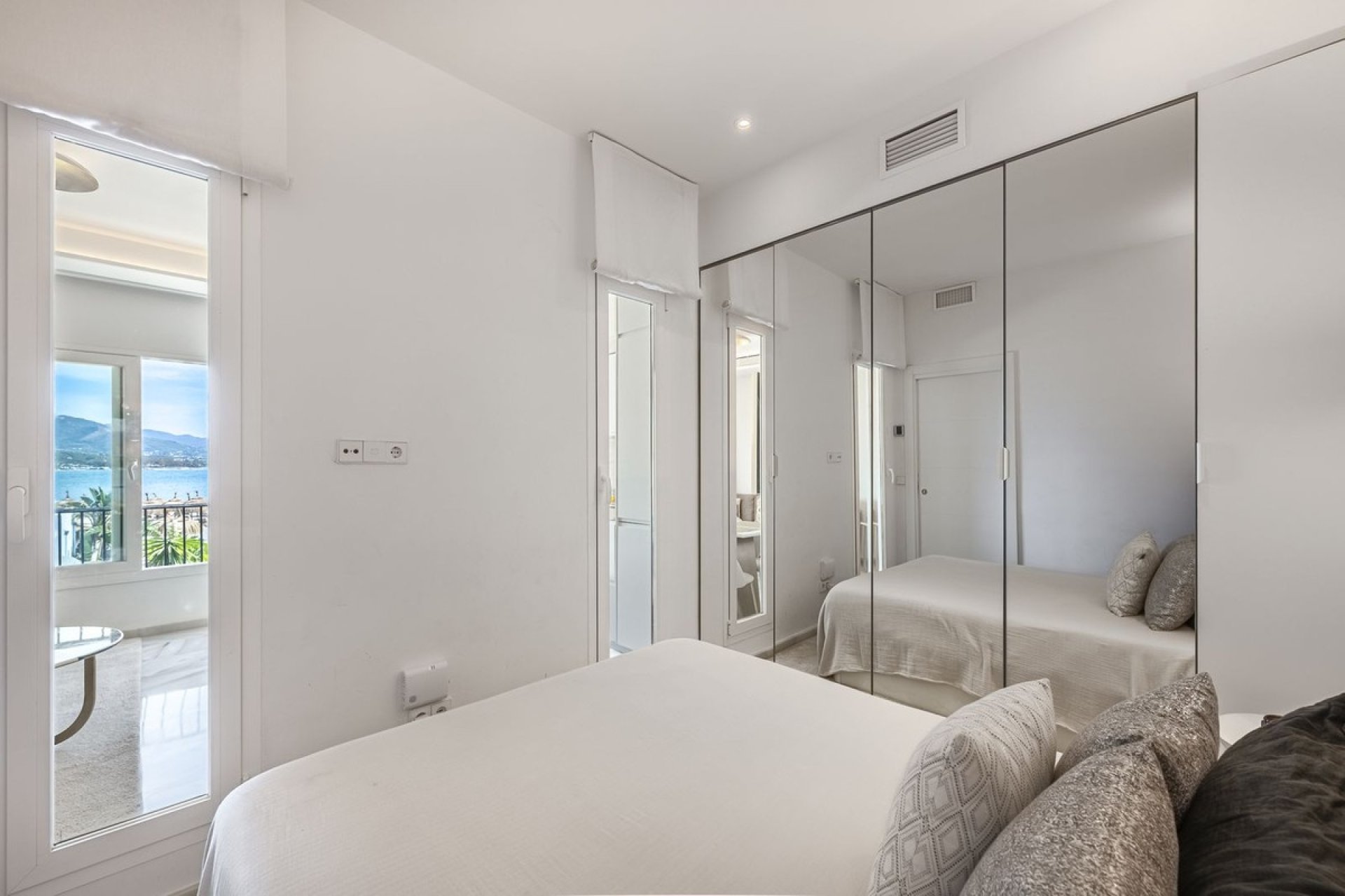 Rynek wtórny - apartment - Marbella - Puerto Banús