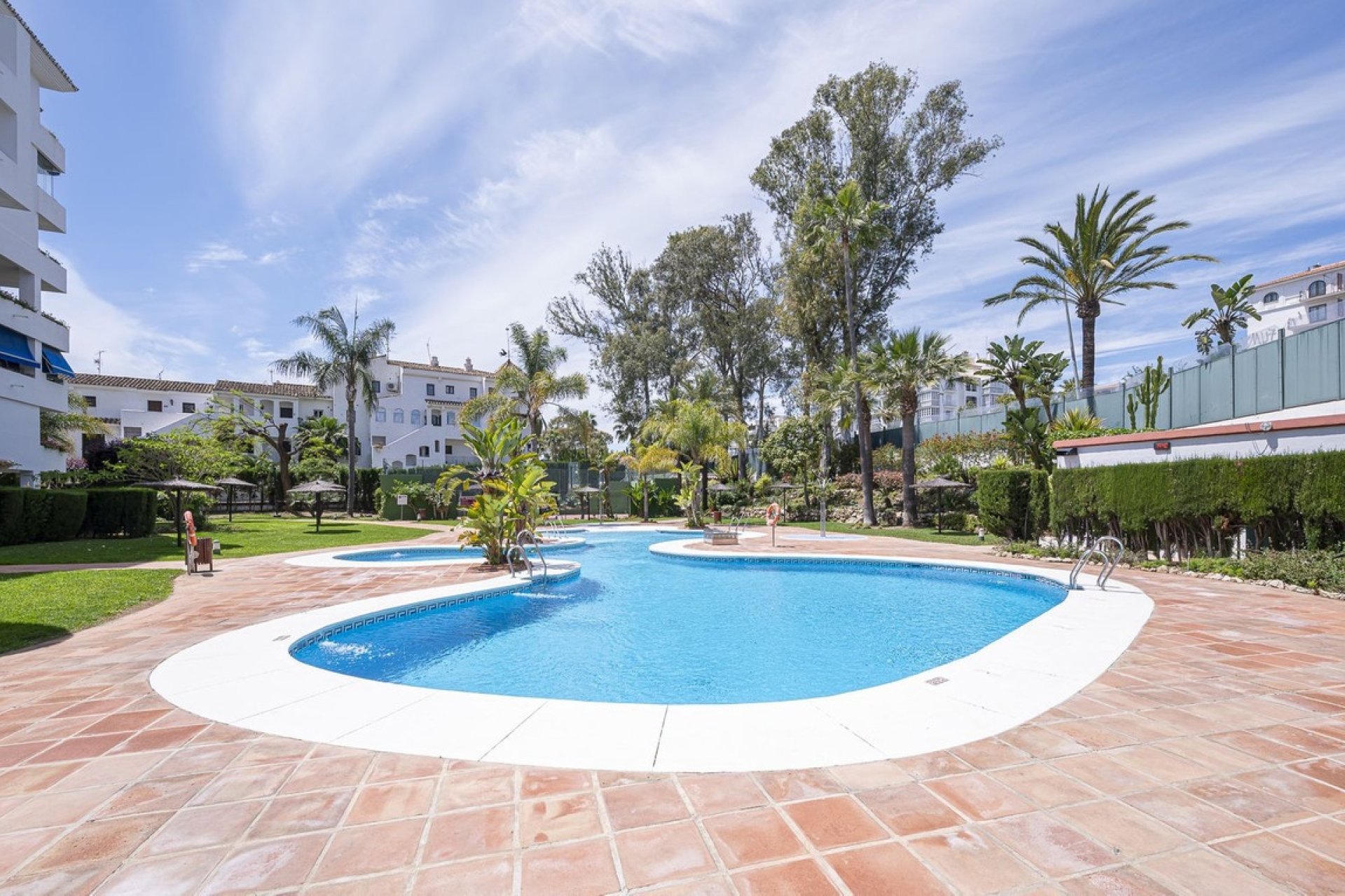 Rynek wtórny - apartment - Marbella - Puerto Banús